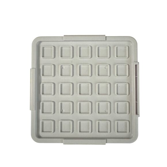 ThinkFun Laser Maze 2012 Game Board and Instruction Pamphlet - Picture 3 of 3